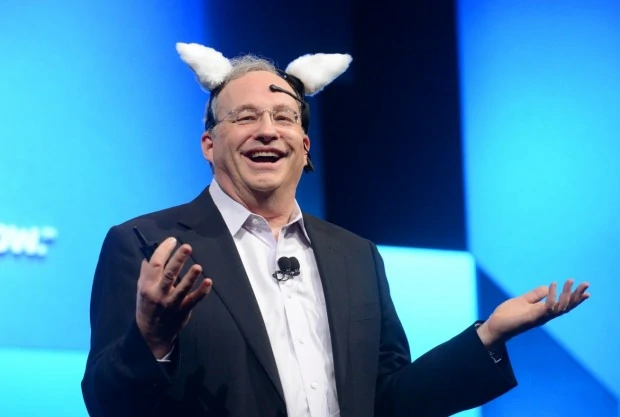 File:Intel CTO Justin Rattner mindreading Necomimi IDF2012-e1347997099594.png